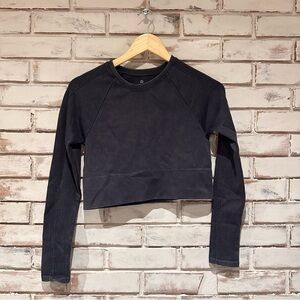 Aerie Offline Bug Chill Black Long Sleeve Ribbed Crop Top